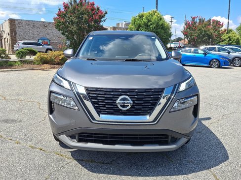 Certified 2021 Nissan Rogue SV image 3