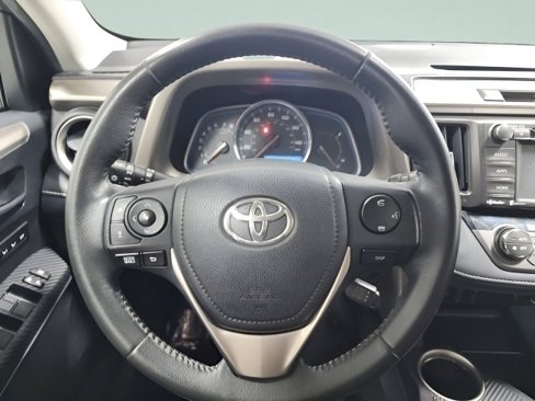 Used 2014 Toyota RAV4 Limited image 25