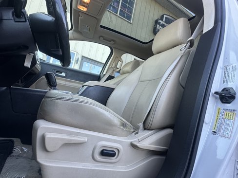 Used 2009 Ford Edge Limited image 9