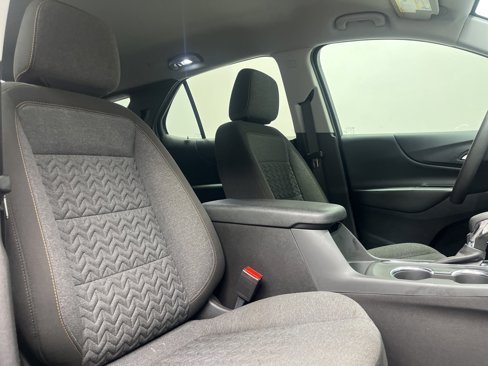 Used 2023 Chevrolet Equinox LT image 17