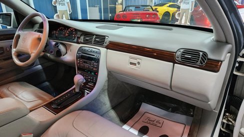 Used 1999 Cadillac De Ville Concours image 15