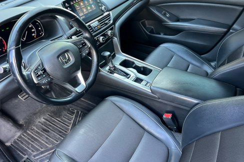 Used 2018 Honda Accord Sport image 10