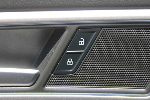 Used 2018 Volkswagen Atlas SEL image 23