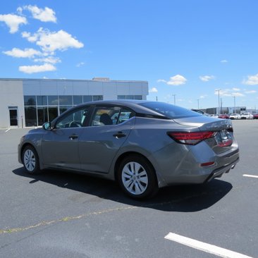Used 2024 Nissan Sentra S image 7
