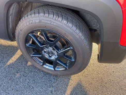 Used 2020 Jeep Renegade Altitude image 10