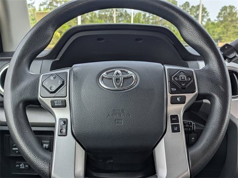 Used 2018 Toyota Tundra SR5 image 25