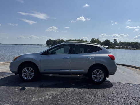 Used 2015 Nissan Rogue S image 4