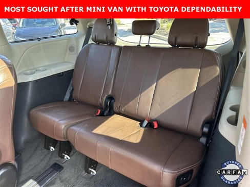 Used 2018 Toyota Sienna XLE Premium image 16