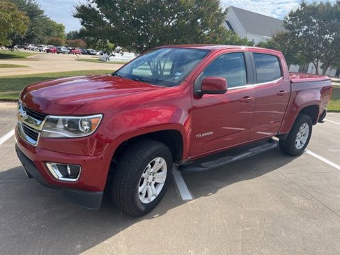 Used 2016 Chevrolet Colorado LT w/ LT Convenience Package image 2