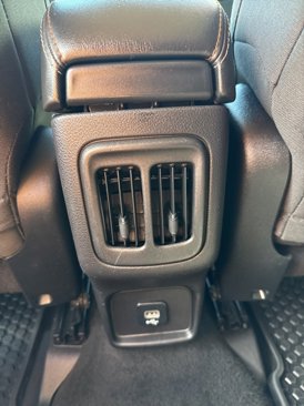 Used 2018 Jeep Compass Sport w/ Cold Weather Group image 10