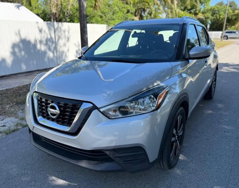 Used 2019 Nissan Kicks SV image 10