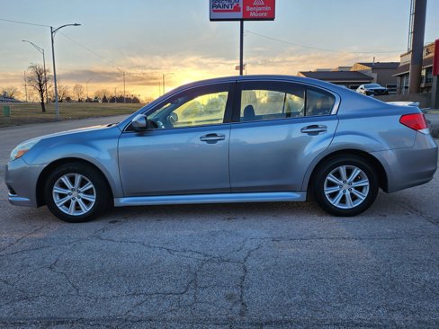 Used 2011 Subaru Legacy 2.5i Premium w/ All-Weather Pkg image 4