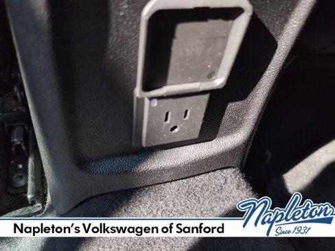 Used 2017 Chevrolet Cruze Premier image 25
