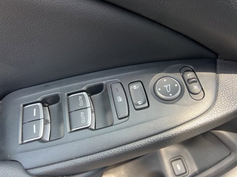 Used 2022 Honda Accord LX image 21
