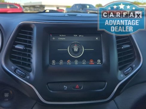 Used 2020 Jeep Cherokee Latitude Plus image 7