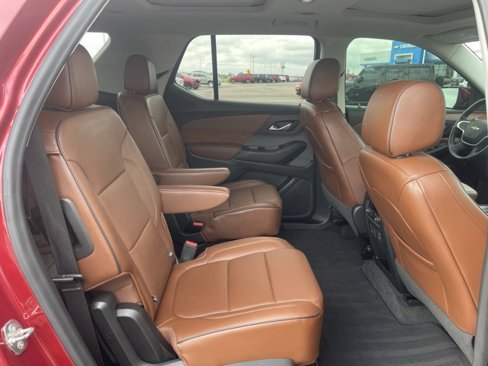 Used 2020 Chevrolet Traverse High Country image 16