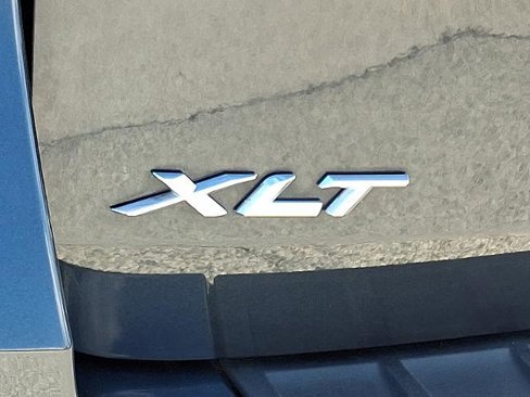 Certified 2022 Ford Explorer XLT w/ Equipment Group 202A image 35