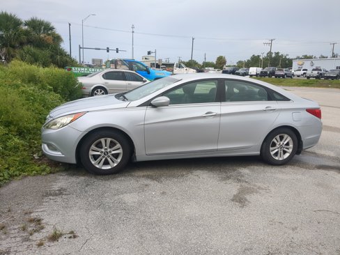 Used 2013 Hyundai Sonata GLS w/ Popular Equipment Pkg image 7
