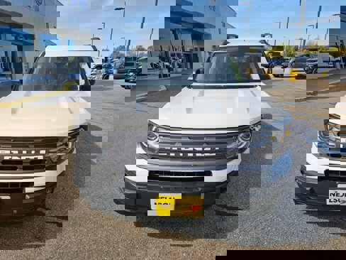 Used 2023 Ford Bronco Sport Big Bend w/ Convenience Package image 3
