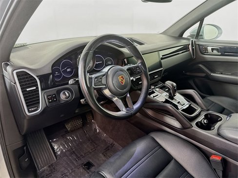 Certified 2019 Porsche Cayenne image 4