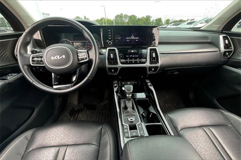 Used 2022 Kia Sorento SX image 7