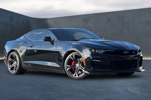 Used 2020 Chevrolet Camaro SS image 1