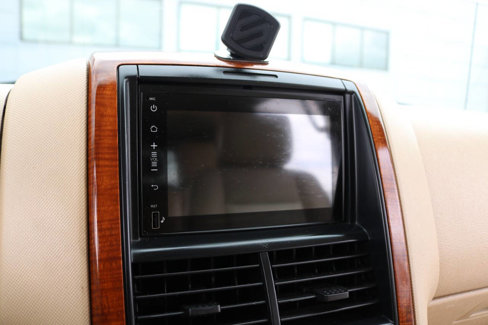 Used 2006 Ford Explorer Eddie Bauer image 53