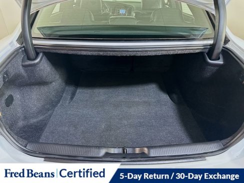 Used 2016 Dodge Charger R/T w/ Plus Group image 28