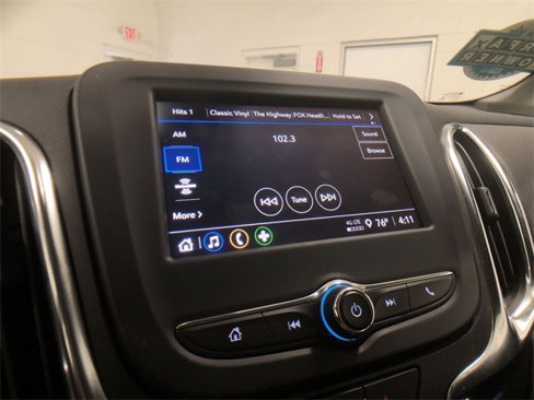 Used 2022 Chevrolet Equinox LT image 32