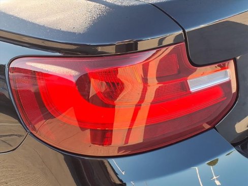 Used 2017 BMW 230i Convertible image 12