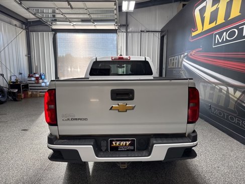 Used 2015 Chevrolet Colorado Z71 image 15