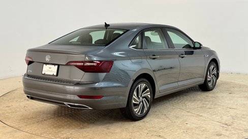 Used 2020 Volkswagen Jetta SEL Premium image 8