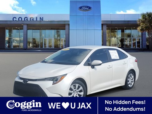 Used 2021 Toyota Corolla LE image 1