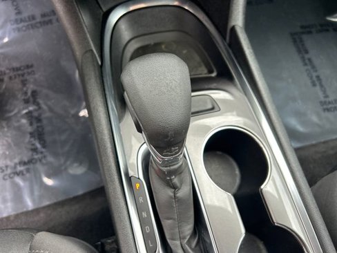 Used 2022 Chevrolet Malibu LT image 19