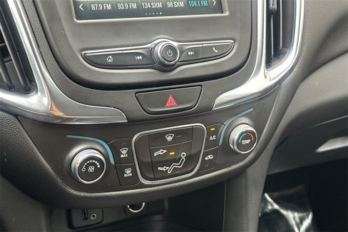 Used 2018 Chevrolet Equinox LT image 24