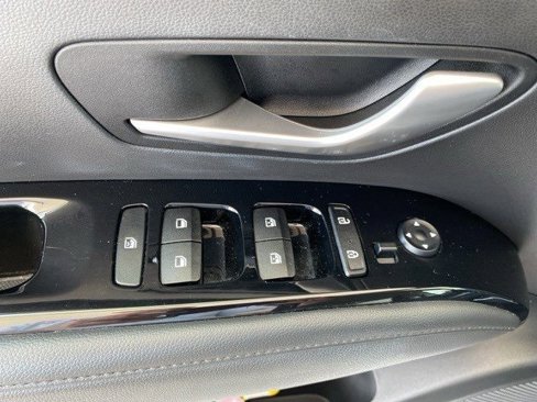 Used 2022 Hyundai Tucson Limited image 9