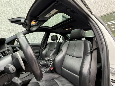 Used 2011 BMW M3 Sedan image 16