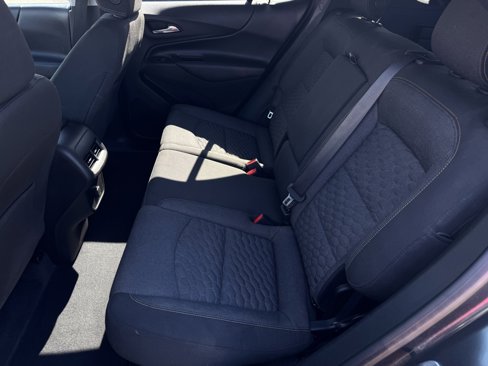 Used 2018 Chevrolet Equinox LT image 5