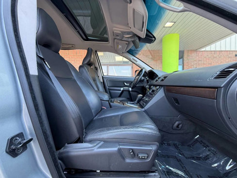 Used 2012 Volvo XC90 3.2 image 16