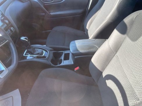 Used 2018 Nissan Rogue Sport S w/ S Appearance Package image 24