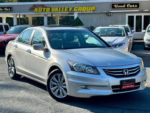 Used 2011 Honda Accord EX-L image 2