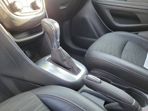 Used 2016 Buick Encore FWD image 29