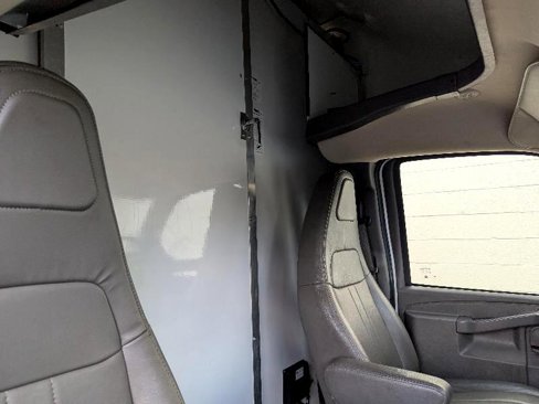 Used 2022 Chevrolet Express 3500 w/ Power Convenience Package image 28