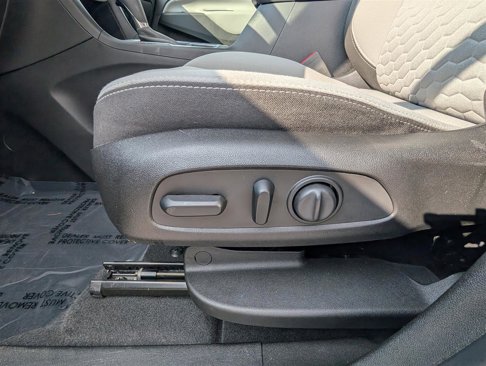 Used 2020 Chevrolet Equinox LT image 20