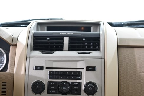 Used 2012 Ford Escape XLT w/ Class II Trailer Tow Pkg image 9