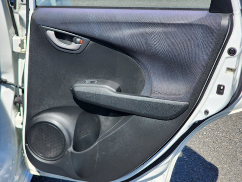 Used 2010 Honda Fit Sport image 26