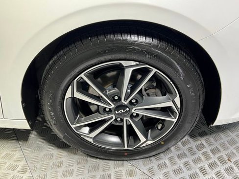 Used 2022 Kia Forte LXS w/ LXS Technology Package image 33