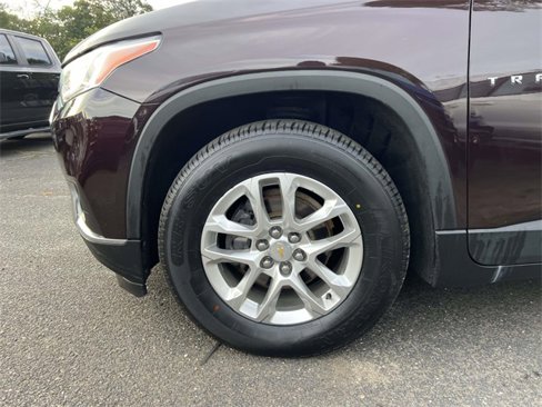 Used 2019 Chevrolet Traverse LT image 13