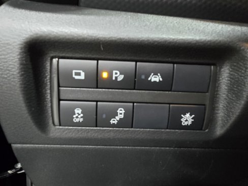 Used 2023 Nissan Kicks S image 15