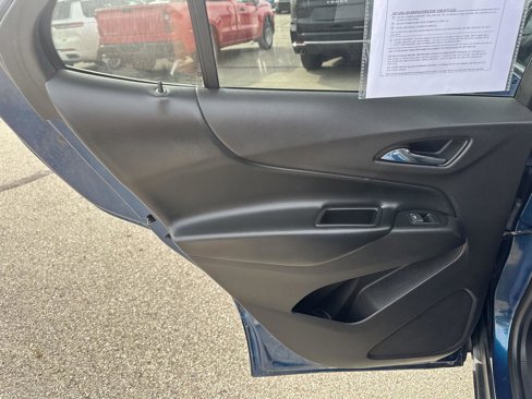 Used 2019 Chevrolet Equinox LT w/ Driver Convenience Package image 16
